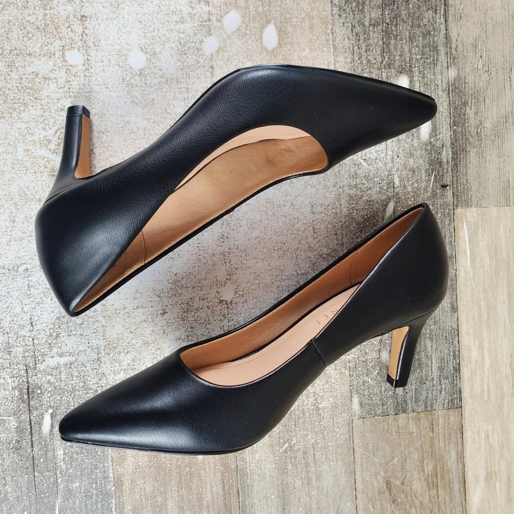 Journee Scylee Womens Dress Heels Size 7.5 M Black Pointed Toe‎ Wide Width Pumps
